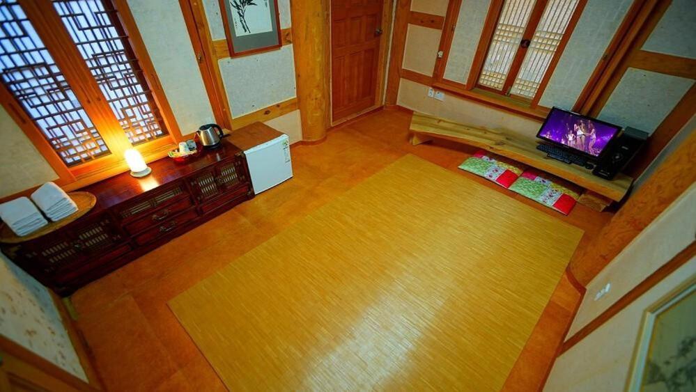 Kumwondang Jeonju Hanokstay Eksteriør bilde